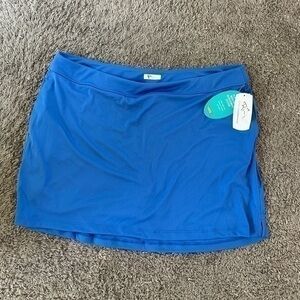 New women’s size large XL Greg Norman Collection Blue golf skirt